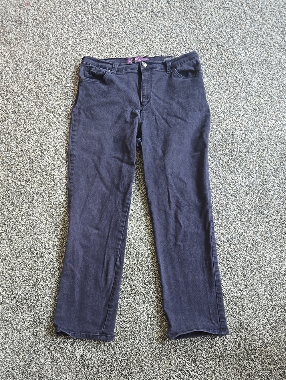 Gloria Vanderbilt Straight Leg Jeans in Dark Blue